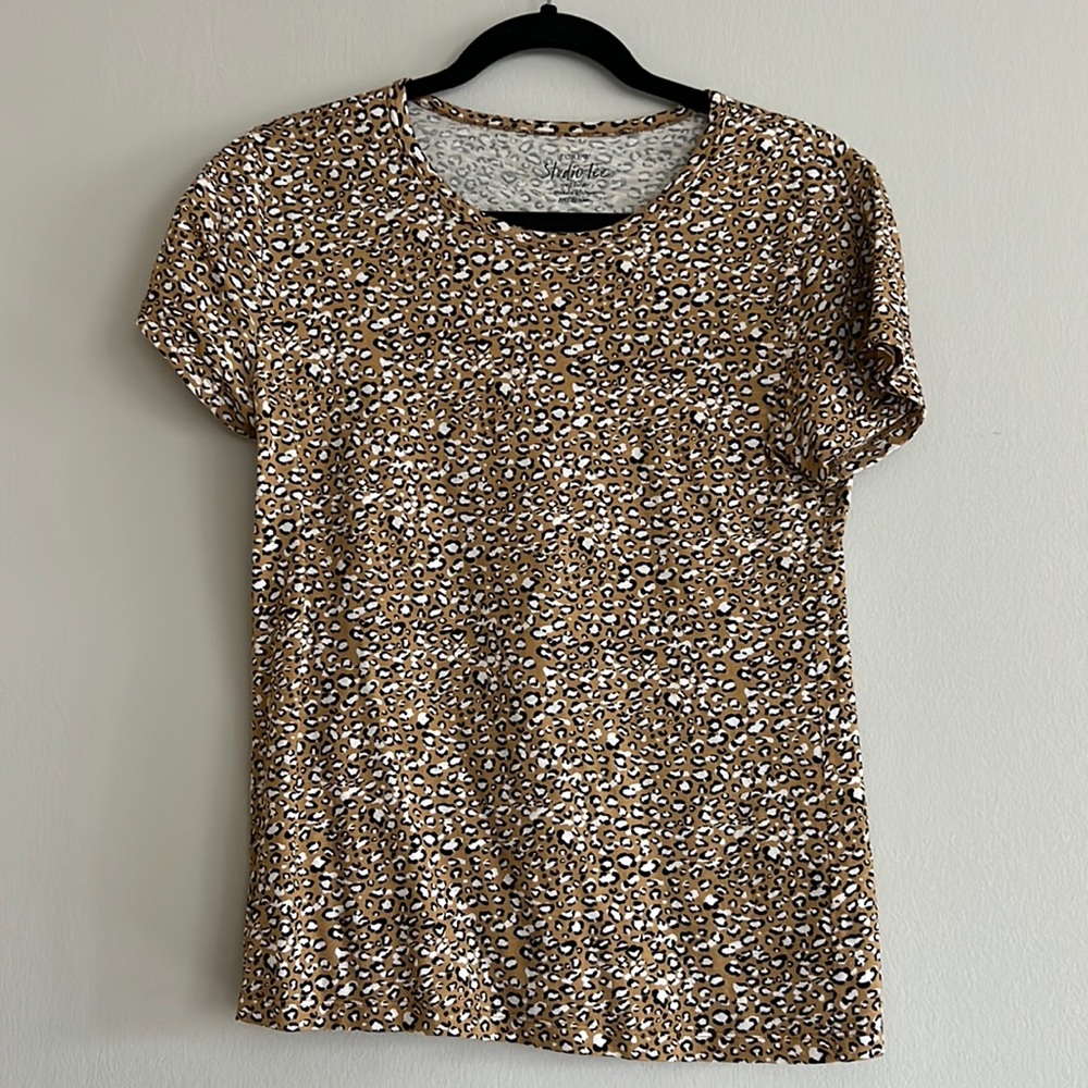 Cheetah print tshirt